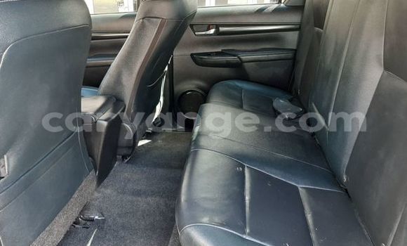 Buy Used Toyota Hilux Silver Car in Katima Mulilo in Caprivi Buy Used Toyota Hilux Silver Car in Katima Mulilo in Caprivi