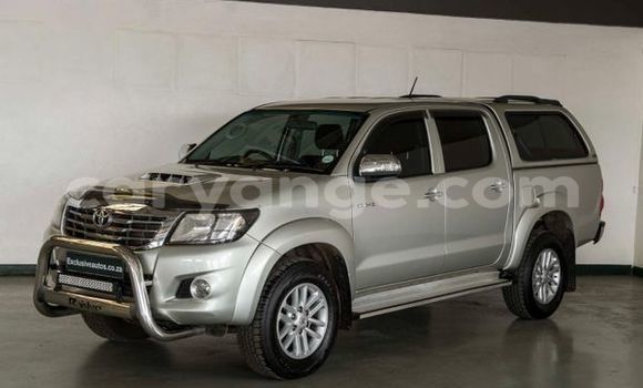 Buy Used Toyota Hilux Silver Car in Katima Mulilo in Caprivi Buy Used Toyota Hilux Silver Car in Katima Mulilo in Caprivi