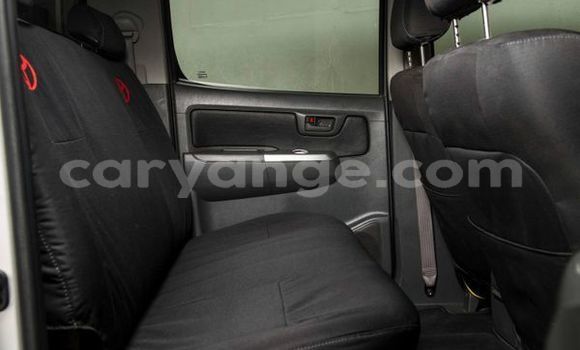 Buy Used Toyota Hilux Silver Car in Katima Mulilo in Caprivi Buy Used Toyota Hilux Silver Car in Katima Mulilo in Caprivi