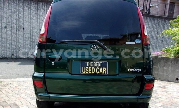 Buy Used Toyota FunCargo Green Car in Windhoek in Namibia Buy Used Toyota FunCargo Green Car in Windhoek in Namibia