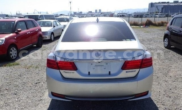 Buy Used Honda Accord Silver Car in Katima Mulilo in Caprivi Buy Used Honda Accord Silver Car in Katima Mulilo in Caprivi