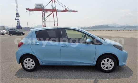 Buy Used Toyota Vitz Blue Car in Katima Mulilo in Caprivi Buy Used Toyota Vitz Blue Car in Katima Mulilo in Caprivi