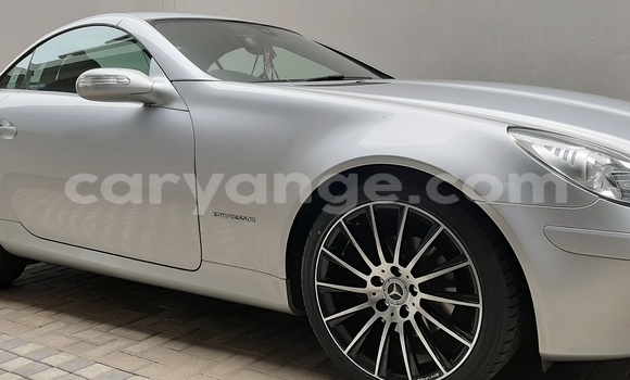 Acheter Occasion Voiture Mercedes-Benz SLK–Class Gris à Walvis Bay, Namibie