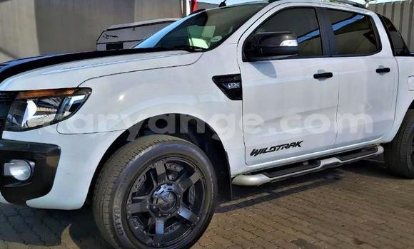 Buy Used Ford Ranger White Car in Import - Dubai in Namibia