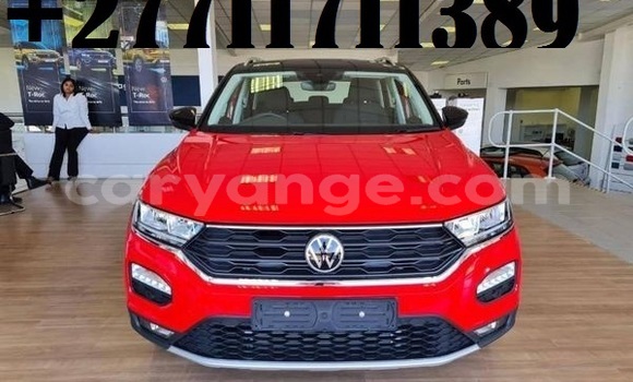 Buy Used Volkswagen T-Roc Red Car in Windhoek in Namibia