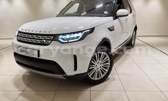 Buy Used Land Rover Discovery White Car in Windhoek in Namibia
