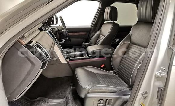 Buy Used Land Rover Discovery White Car in Windhoek in Namibia Buy Used Land Rover Discovery White Car in Windhoek in Namibia