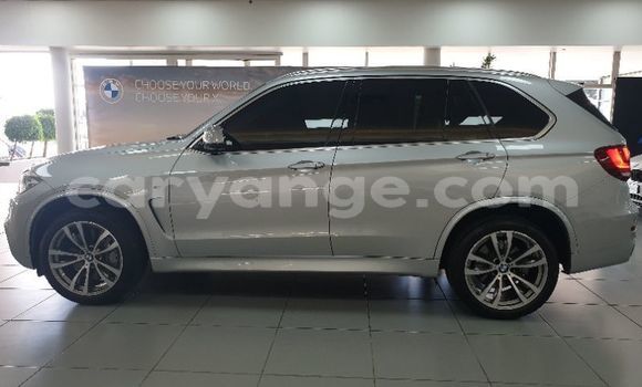 Acheter Occasion Voiture BMW X5 Gris à Windhoek, Namibie Acheter Occasion Voiture BMW X5 Gris à Windhoek, Namibie