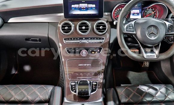 Acheter Occasion Voiture Mercedes-Benz C–Class Gris à Windhoek, Namibie Acheter Occasion Voiture Mercedes-Benz C–Class Gris à Windhoek, Namibie