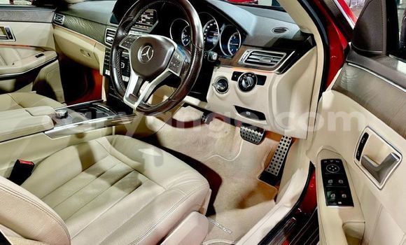 Buy Used Mercedes-Benz E-Classe Red Car in Windhoek in Namibia Buy Used Mercedes-Benz E-Classe Red Car in Windhoek in Namibia