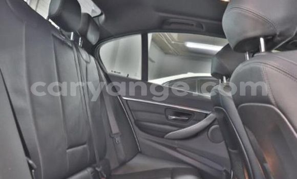 Acheter Occasion Voiture BMW 3–Series Blanc à Windhoek, Namibie Acheter Occasion Voiture BMW 3–Series Blanc à Windhoek, Namibie