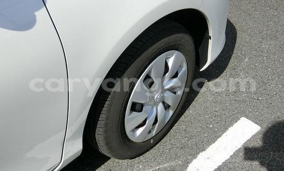 Acheter Occasion Voiture Toyota Vitz Blanc à Windhoek, Namibie Acheter Occasion Voiture Toyota Vitz Blanc à Windhoek, Namibie