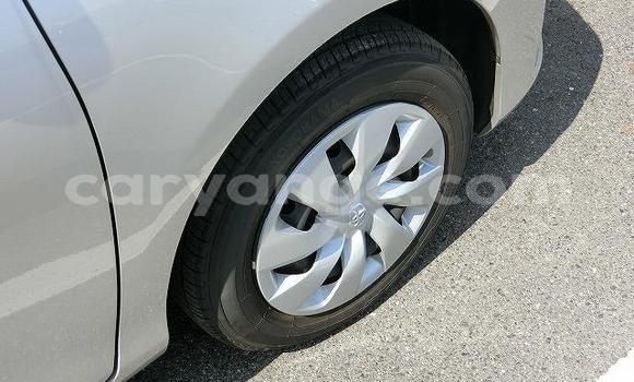 Acheter Occasion Voiture Toyota Vitz Gris à Windhoek, Namibie Acheter Occasion Voiture Toyota Vitz Gris à Windhoek, Namibie