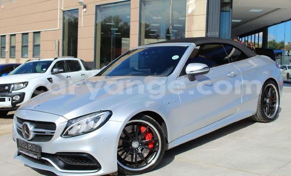 Acheter Occasion Voiture Mercedes-Benz C–Class Gris à Windhoek, Namibie Acheter Occasion Voiture Mercedes-Benz C–Class Gris à Windhoek, Namibie