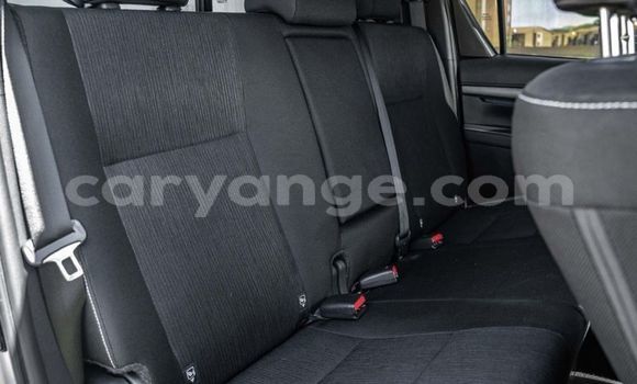 Acheter Occasion Voiture Toyota Hilux Gris à Windhoek, Namibie Acheter Occasion Voiture Toyota Hilux Gris à Windhoek, Namibie