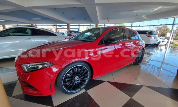 Acheter Occasion Voiture Mercedes-Benz GLK–Class Rouge à Windhoek, Namibie Acheter Occasion Voiture Mercedes-Benz GLK–Class Rouge à Windhoek, Namibie