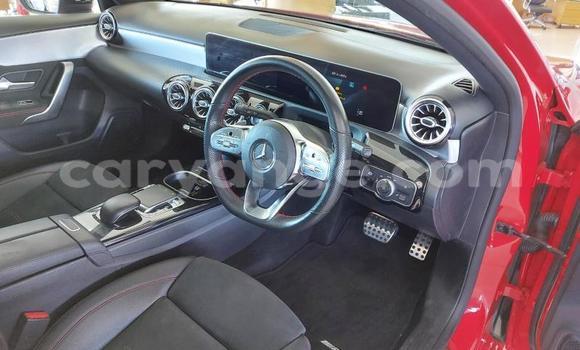 Acheter Occasion Voiture Mercedes-Benz GLK–Class Rouge à Windhoek, Namibie Acheter Occasion Voiture Mercedes-Benz GLK–Class Rouge à Windhoek, Namibie