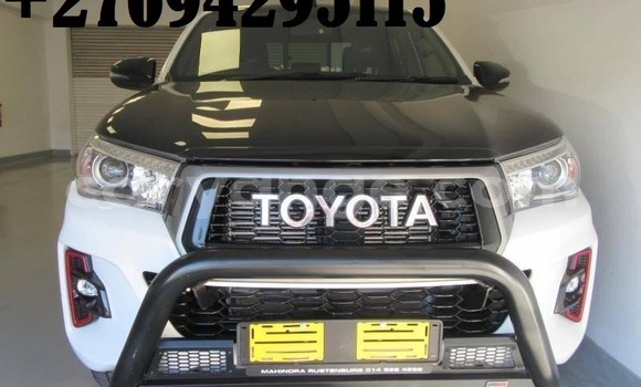 Buy Used Toyota Hilux White Car in Windhoek in Namibia Buy Used Toyota Hilux White Car in Windhoek in Namibia