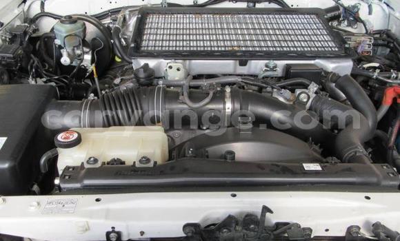 Acheter Occasion Voiture Toyota Land Cruiser Blanc à Windhoek, Namibie Acheter Occasion Voiture Toyota Land Cruiser Blanc à Windhoek, Namibie