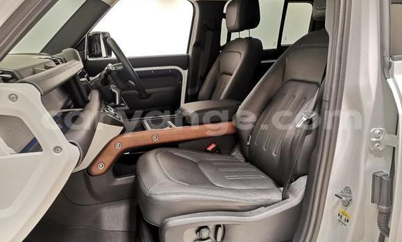 Acheter Occasion Voiture Land Rover Defender Blanc à Karasburg, Karas Acheter Occasion Voiture Land Rover Defender Blanc à Karasburg, Karas