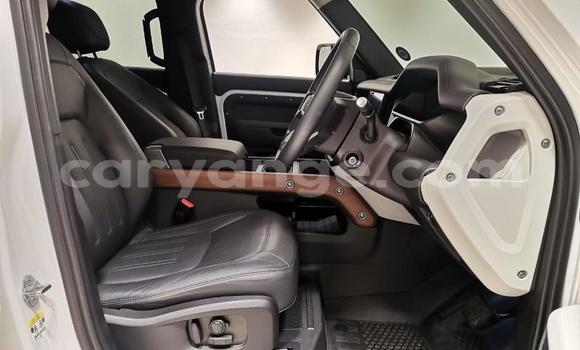 Acheter Occasion Voiture Land Rover Defender Blanc à Karasburg, Karas Acheter Occasion Voiture Land Rover Defender Blanc à Karasburg, Karas