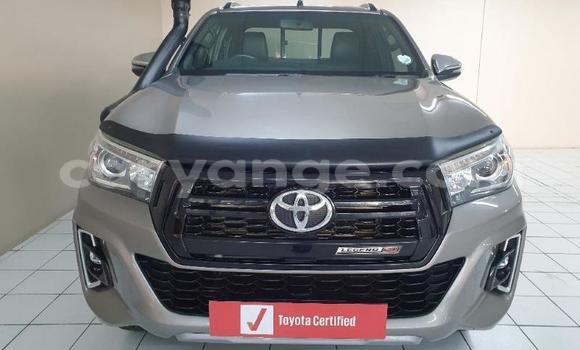 Acheter Occasion Voiture Toyota Hilux Gris à Karasburg, Karas