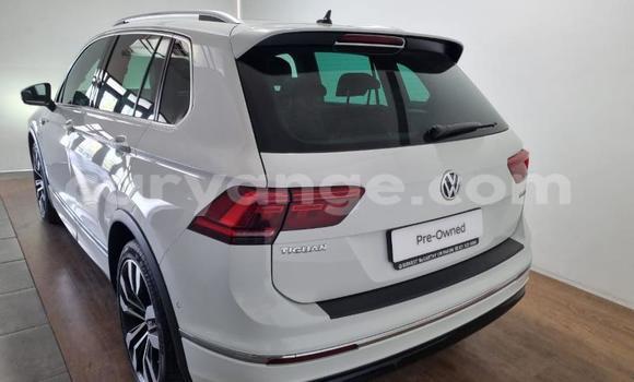 Buy Used Volkswagen Tiguan White Car in Gobabis in Omaheke Buy Used Volkswagen Tiguan White Car in Gobabis in Omaheke