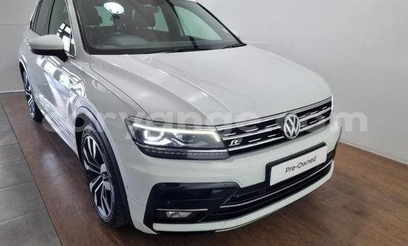 Buy Used Volkswagen Tiguan White Car in Gobabis in Omaheke Buy Used Volkswagen Tiguan White Car in Gobabis in Omaheke