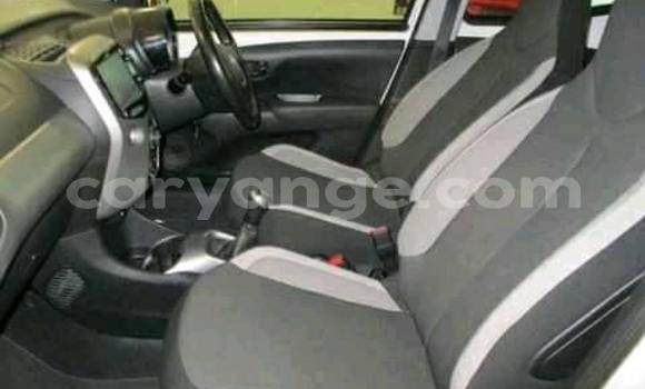 Acheter Occasion Voiture Toyota Aygo Blanc à Windhoek, Namibie Acheter Occasion Voiture Toyota Aygo Blanc à Windhoek, Namibie