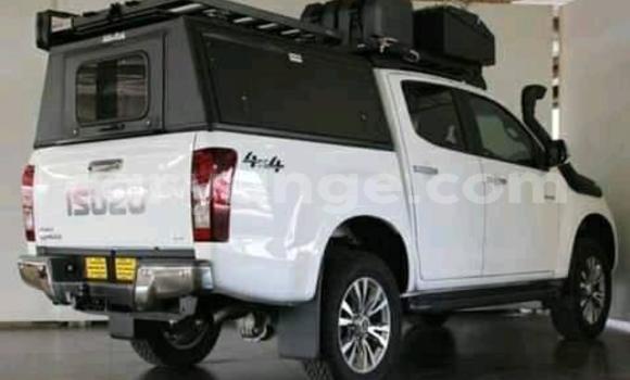 Acheter Occasion Voiture Isuzu D-max Cab4 Blanc à Windhoek, Namibie Acheter Occasion Voiture Isuzu D-max Cab4 Blanc à Windhoek, Namibie