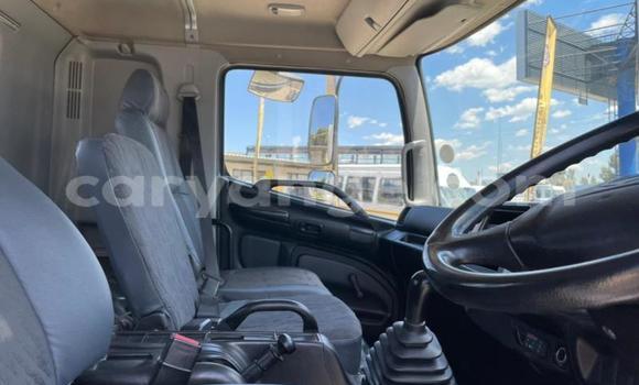 Buy Used Hino 300 Series White Truck in Gobabis in Omaheke Buy Used Hino 300 Series White Truck in Gobabis in Omaheke