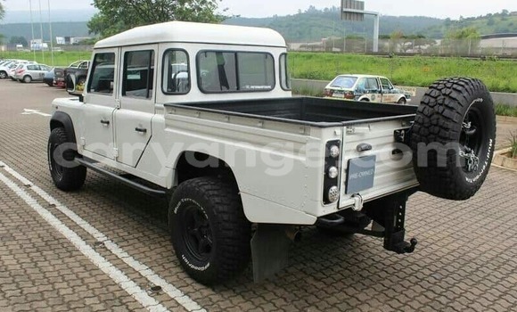 Acheter Occasion Voiture Land Rover Freelander Blanc à Windhoek, Namibie Acheter Occasion Voiture Land Rover Freelander Blanc à Windhoek, Namibie
