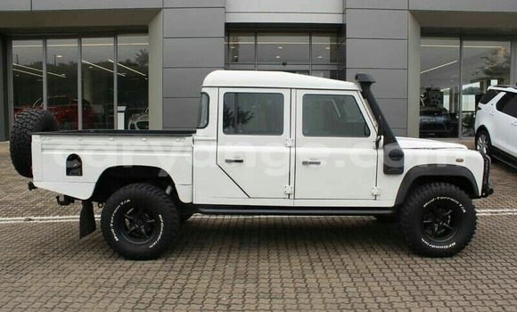 Acheter Occasion Voiture Land Rover Freelander Blanc à Windhoek, Namibie Acheter Occasion Voiture Land Rover Freelander Blanc à Windhoek, Namibie