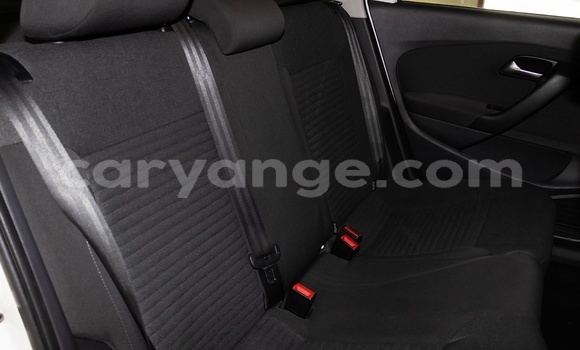 Acheter Occasion Voiture Volkswagen Polo Blanc à Windhoek, Namibie Acheter Occasion Voiture Volkswagen Polo Blanc à Windhoek, Namibie