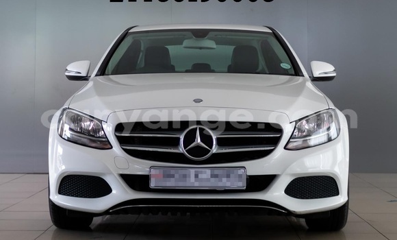 Buy Used Mercedes-Benz C180 coupe White Car in Windhoek in Namibia