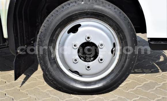 Acheter Occasion Voiture Toyota Dyna Blanc à Windhoek, Namibie Acheter Occasion Voiture Toyota Dyna Blanc à Windhoek, Namibie