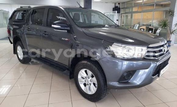 Buy Used Toyota Hilux Silver Car in Windhoek in Namibia