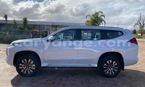 Buy Used Mitsubishi Pajero White Car in Henties Bay in Erongo Buy Used Mitsubishi Pajero White Car in Henties Bay in Erongo