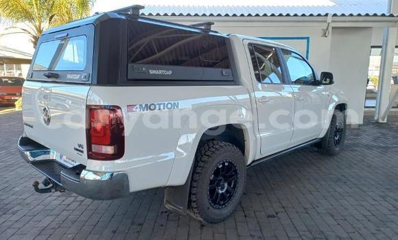 Acheter Occasion Voiture Volkswagen Amarok Blanc à Henties Bay, Erongo Acheter Occasion Voiture Volkswagen Amarok Blanc à Henties Bay, Erongo