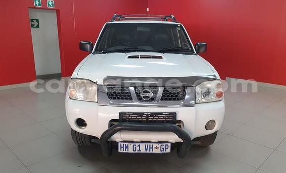 Acheter Occasion Voiture Nissan NP 300 Blanc à Windhoek, Namibie