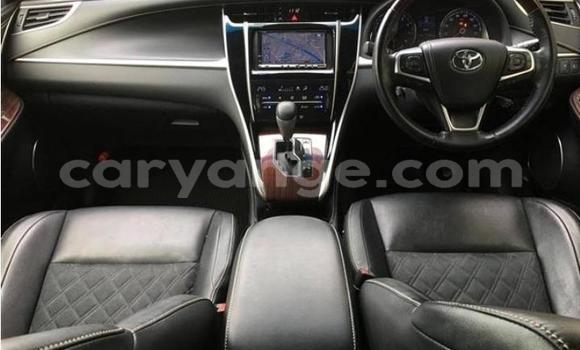 Buy Used Toyota Harrier Silver Car in Windhoek in Namibia Buy Used Toyota Harrier Silver Car in Windhoek in Namibia