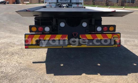 Buy Used Isuzu FTR 850 White Truck in Windhoek in Namibia Buy Used Isuzu FTR 850 White Truck in Windhoek in Namibia