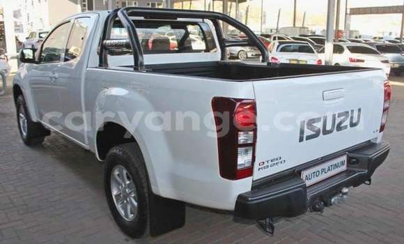 Buy Used Isuzu KB White Car in Windhoek in Namibia Buy Used Isuzu KB White Car in Windhoek in Namibia