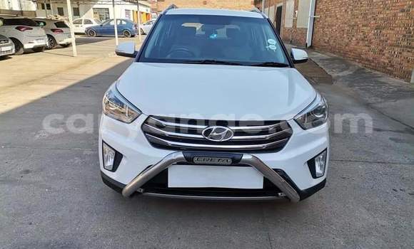 Buy Used Hyundai Tucson White Car in Windhoek in Namibia Buy Used Hyundai Tucson White Car in Windhoek in Namibia