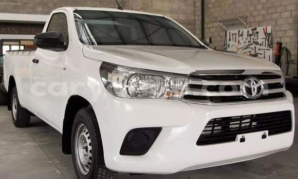 Buy Used Toyota Hilux White Car in Windhoek in Namibia