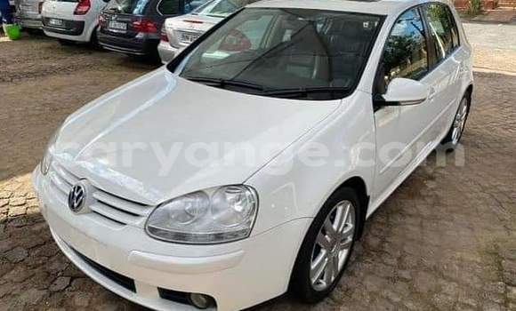 Buy Used Volkswagen Golf White Car in Windhoek in Namibia Buy Used Volkswagen Golf White Car in Windhoek in Namibia