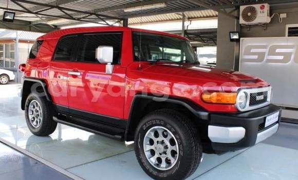 Buy Used Toyota FJ Cruiser Red Car in Windhoek in Namibia