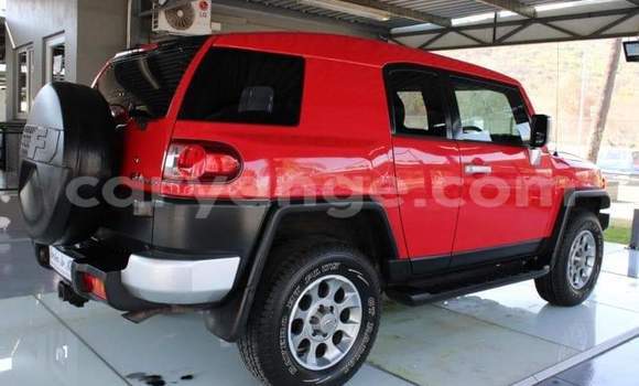 Buy Used Toyota FJ Cruiser Red Car in Windhoek in Namibia Buy Used Toyota FJ Cruiser Red Car in Windhoek in Namibia