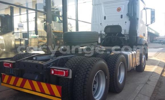 Buy Used Mercedes‒Benz Truck White Truck in Windhoek in Namibia Buy Used Mercedes‒Benz Truck White Truck in Windhoek in Namibia