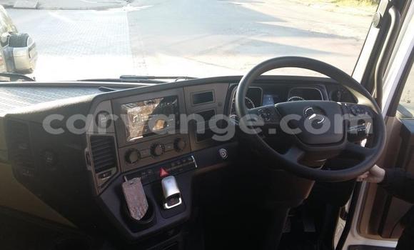 Buy Used Mercedes‒Benz Truck White Truck in Windhoek in Namibia Buy Used Mercedes‒Benz Truck White Truck in Windhoek in Namibia